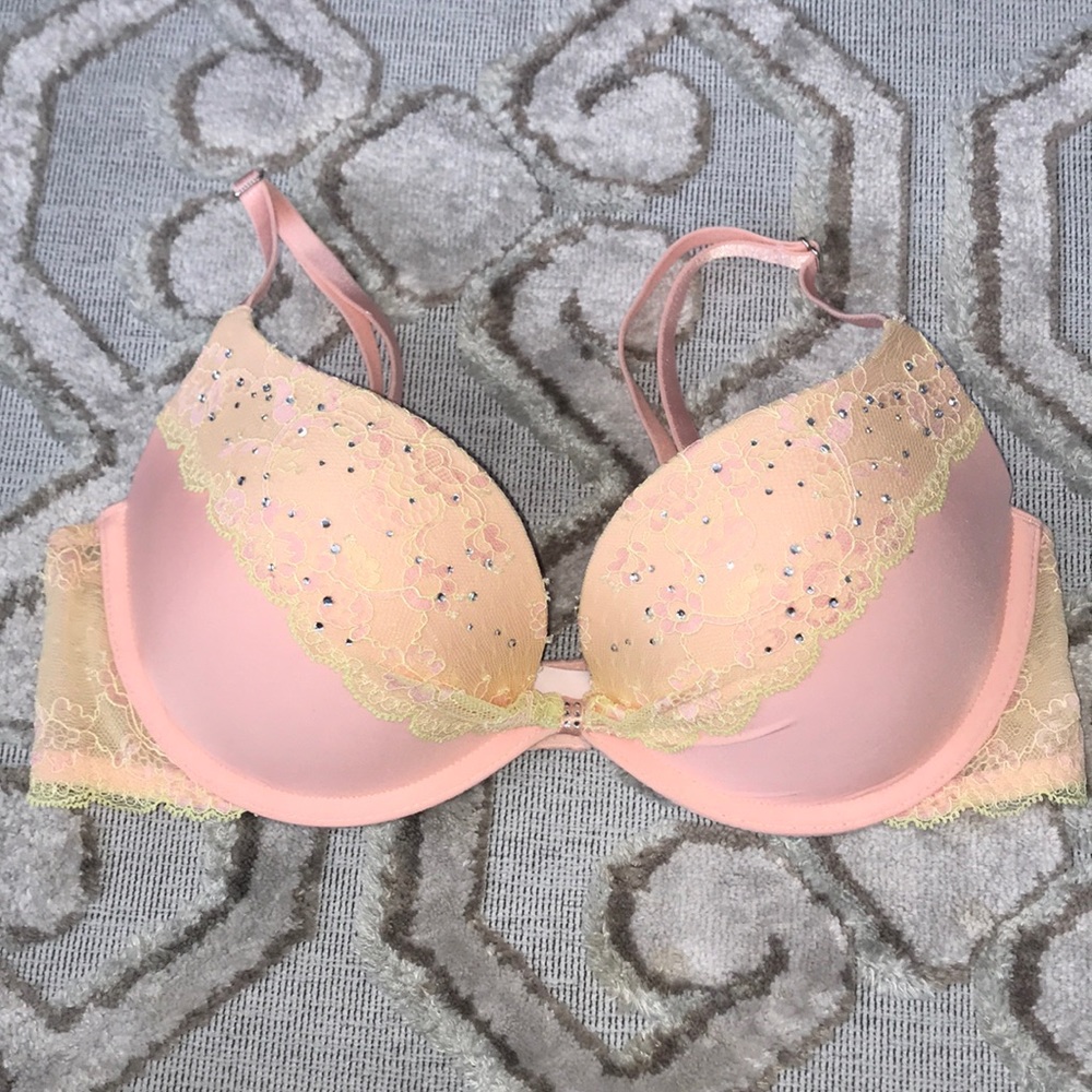 Victoria secret bra